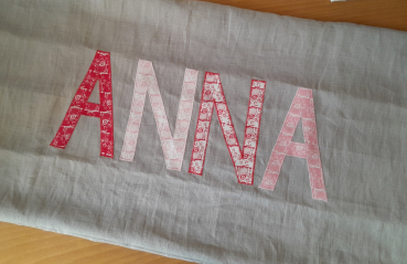 Preview: Namenskissen Anna helles taupe 40x80